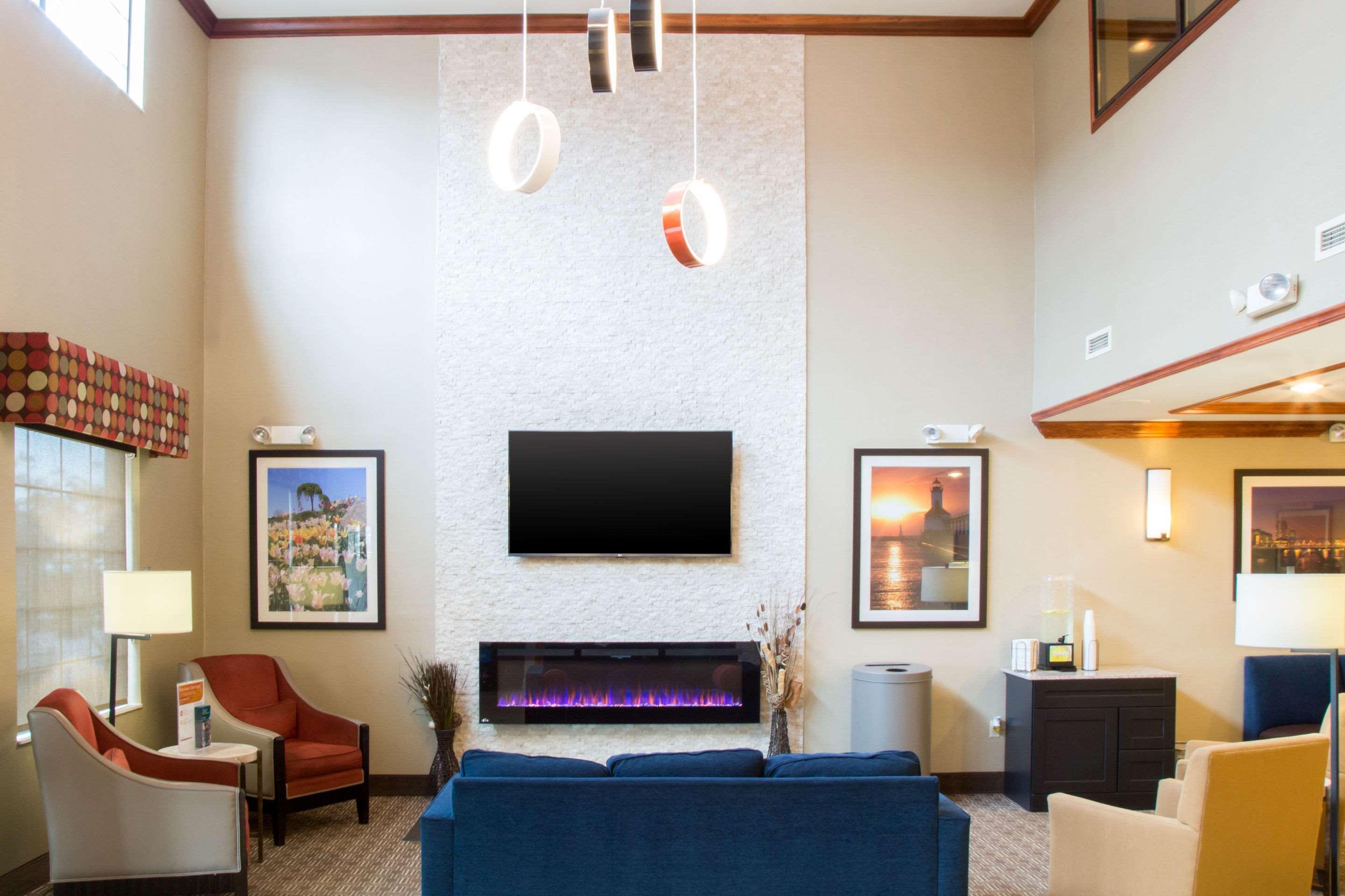 Comfort Suites Grand Rapids South Kentwood Eksteriør billede