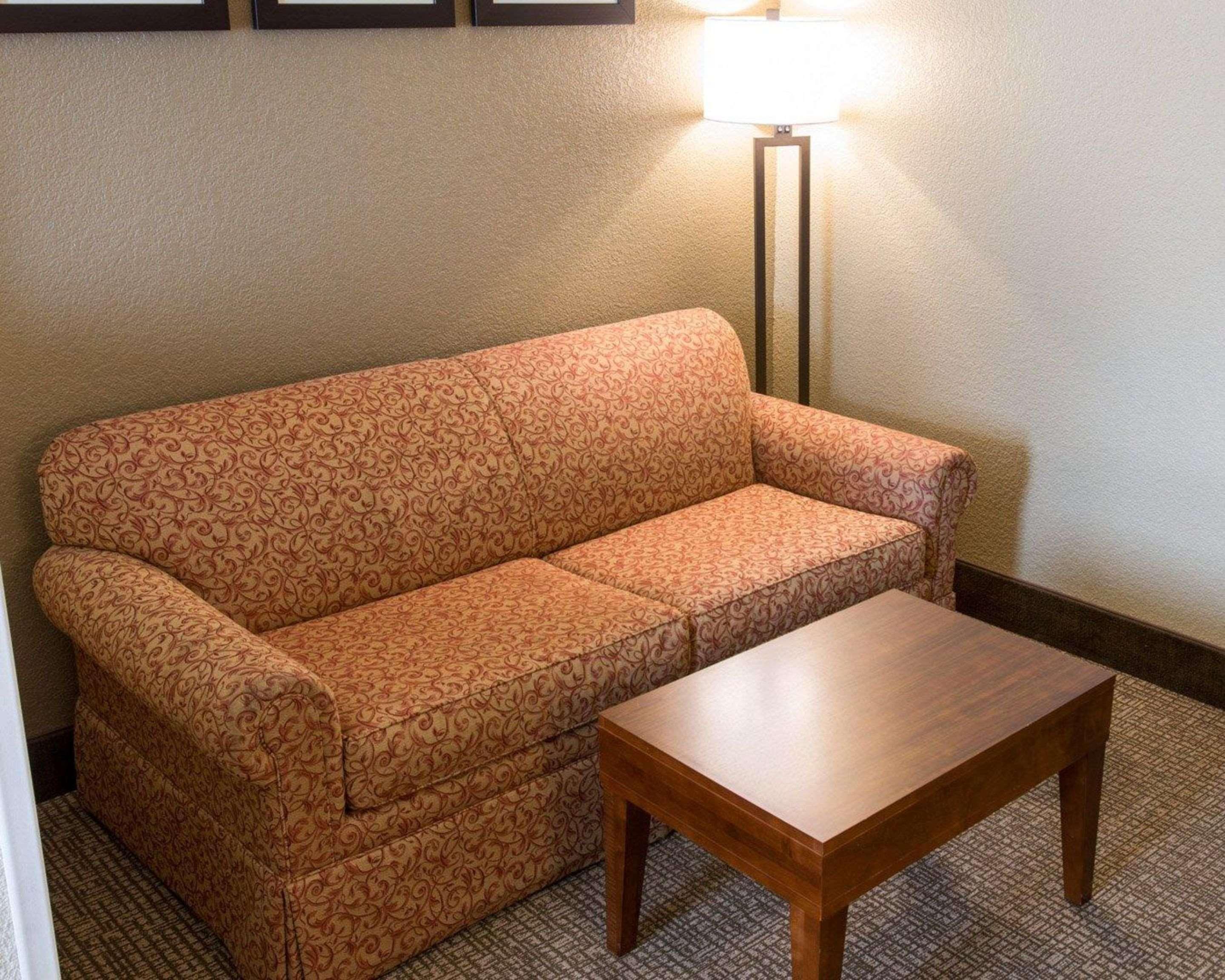 Comfort Suites Grand Rapids South Kentwood Eksteriør billede