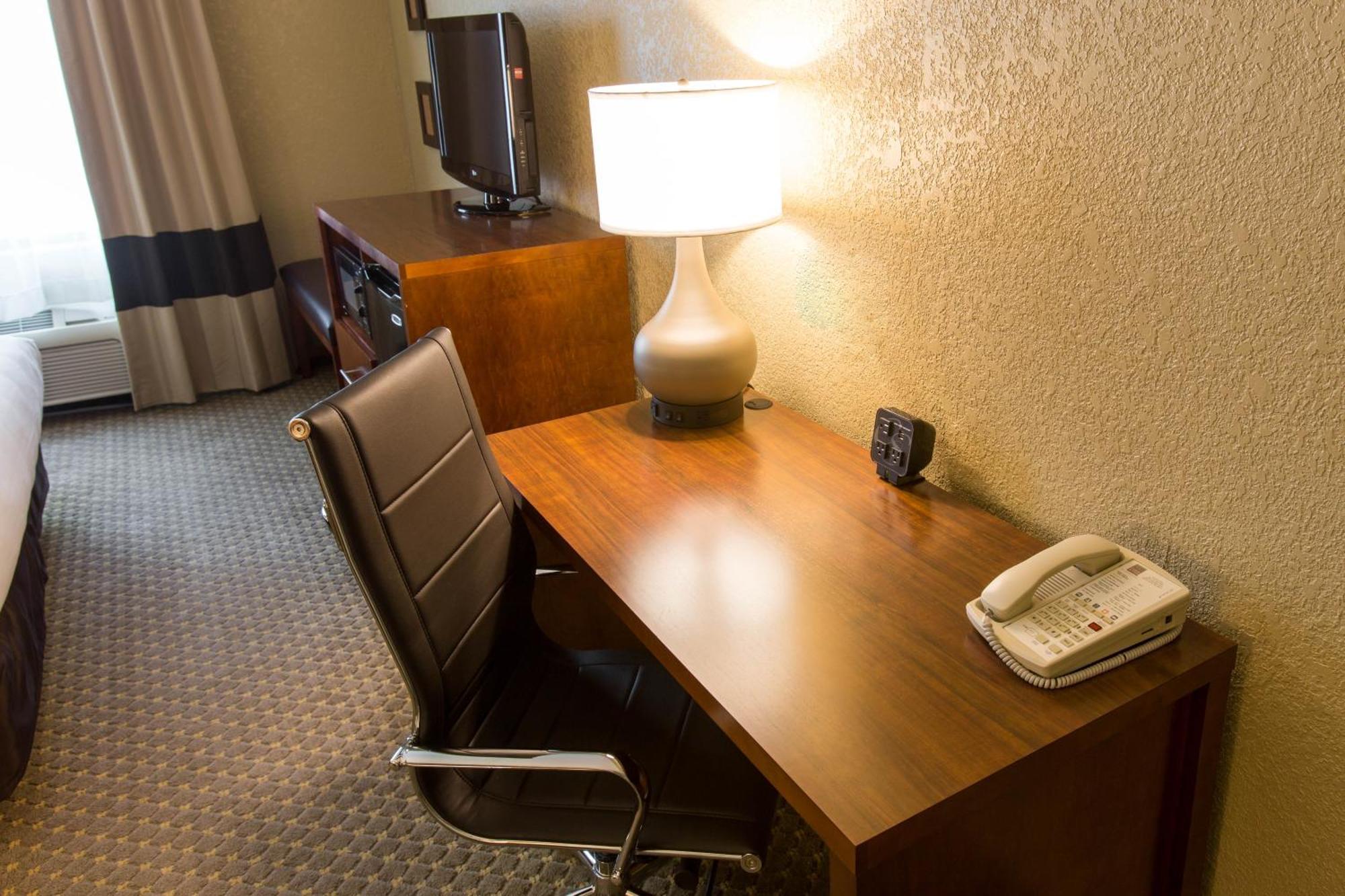 Comfort Suites Grand Rapids South Kentwood Eksteriør billede